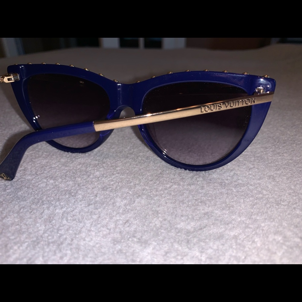 Louis Vuitton LA BOUM Navy Blue Sunglasses - Picture 6 of 6
